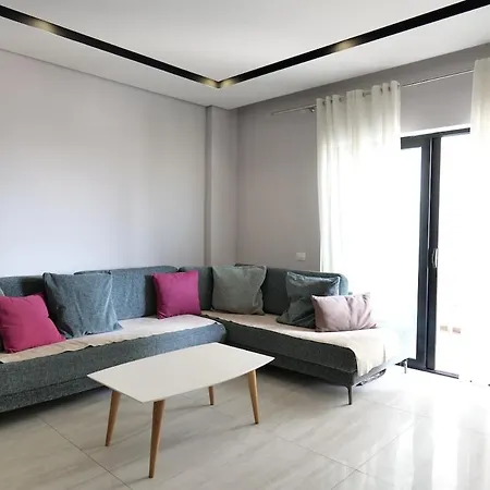 Olive Qerret * Golem (Tirana)